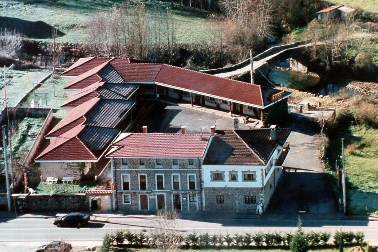 Hotel Rural "La Ruta De Cabrales" Mestas De Con Exterior photo